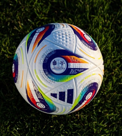 Adidas Konektis Pro - oficjalna piłka meczowa PKO BP Ekstraklasy