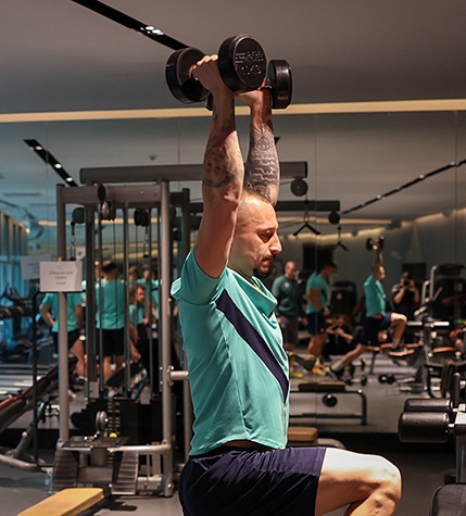 Poranny trening na siłowni [GALERIA]